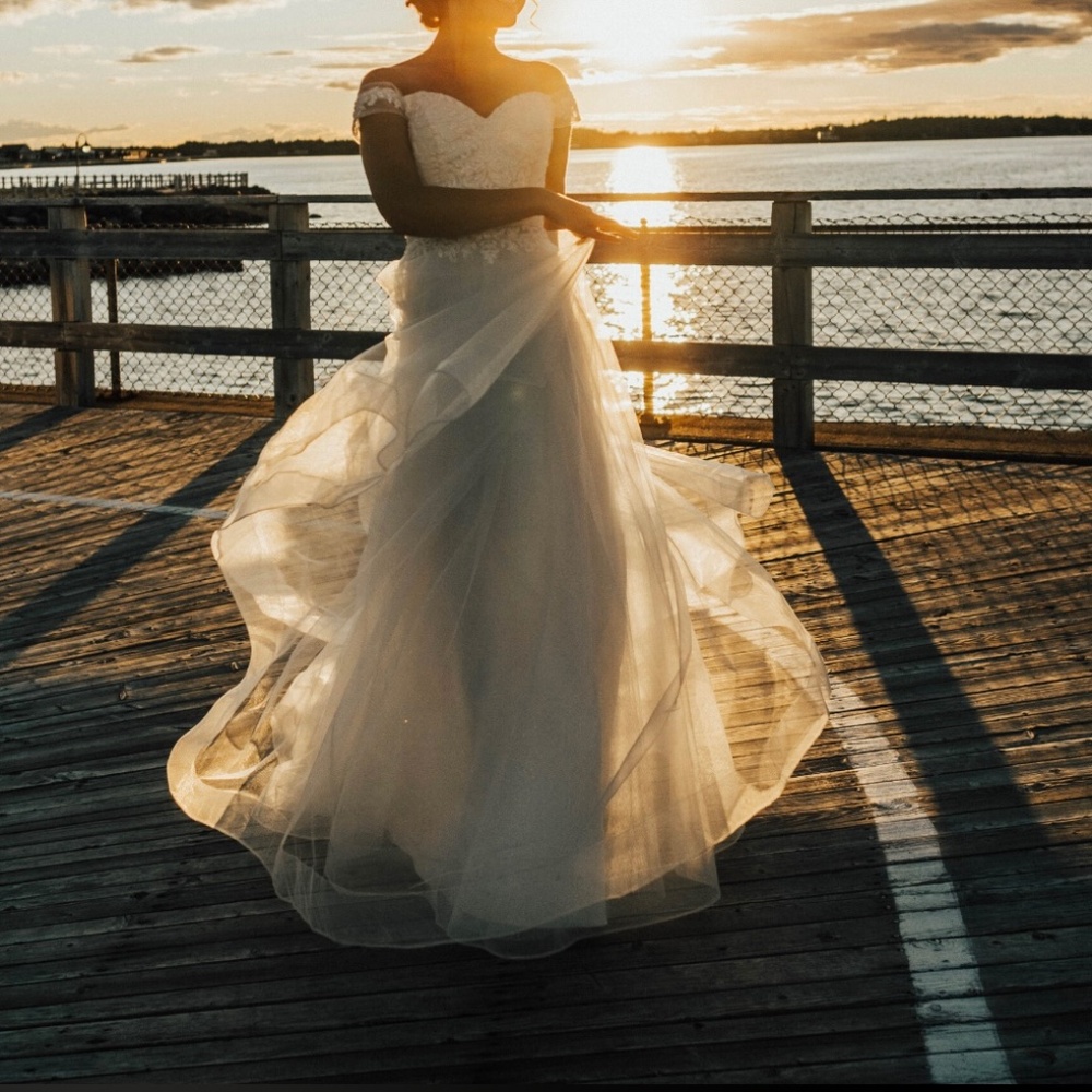 Wedding dress